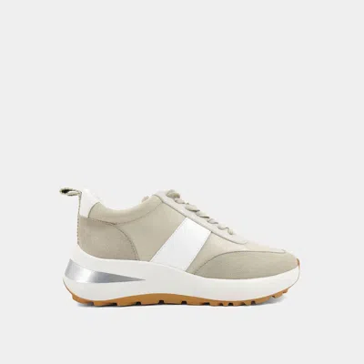 SHU SHOP WOMEN'S SERAFINA SNEAKER IN BEIGE
