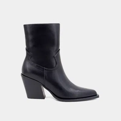 Shu Shop Women's The Victoria Boot In Black