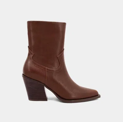 Shu Shop Women's Victoria Boot In Faux Cognac In Brown