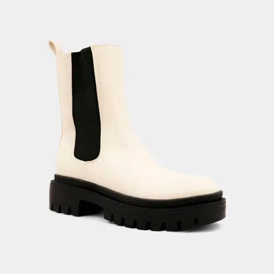 Shu Shop Yusnan Boots In Off White In Yellow