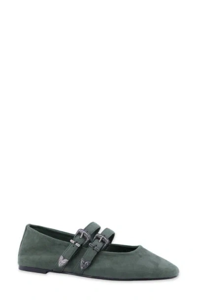 Shushop Albany Faux Leather Flat In Green