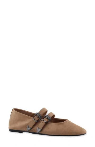 Shushop Albany Faux Leather Flat In Brown