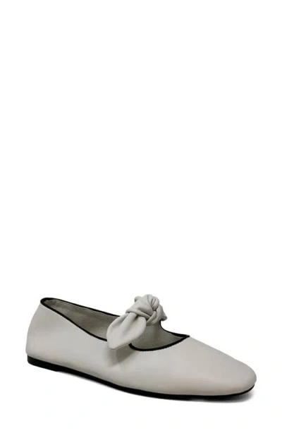 Shushop April Mary Jane Flat In Gray