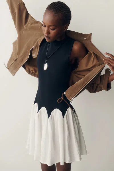 Siempre Sleeveless Twofer Dress In Black