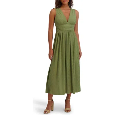 Siena Pleated Chiffon Midi Dress In Pink