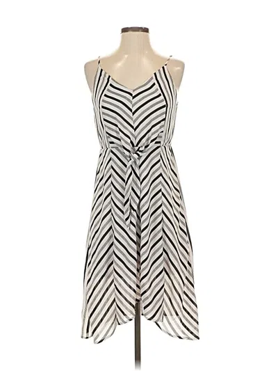 Pre-owned Sienna Sky Casual Dress In White