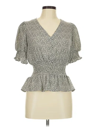 Pre-owned Sienna Sky Short Sleeve Blouse In Gray