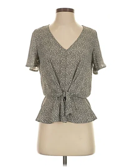 Pre-owned Sienna Sky Short Sleeve Blouse In Gray