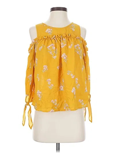 Pre-owned Sienna Sky Sleeveless Blouse In Yellow