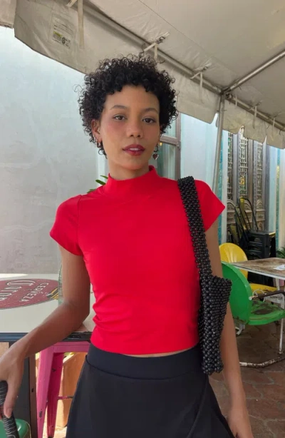 Sierra Madre Golf Ready Mock Neck Short Sleeve Top In Red