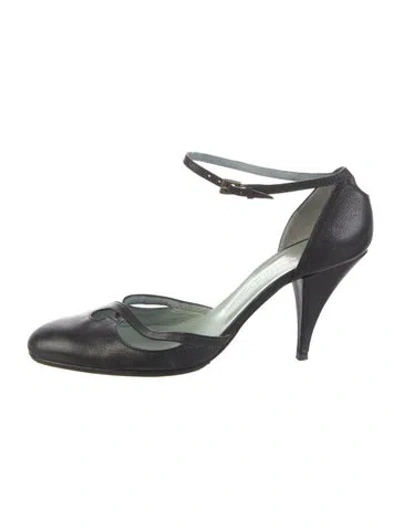 Pre-owned Sigerson Morrison Leather Cutout Accent D'orsay Pumps In Black