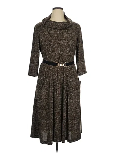 Pre-owned Signature By Robbie Bee Casual Dress In Brown