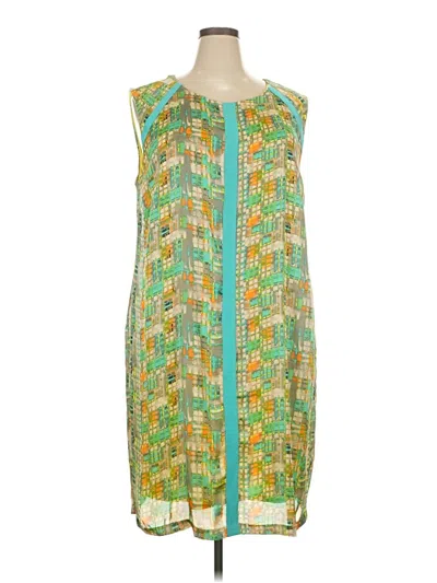Pre-owned Signature By Robbie Bee Casual Dress In Green