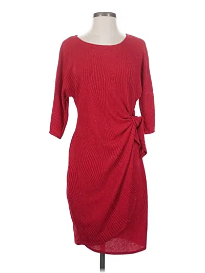 Pre-owned Signature By Robbie Bee Casual Dress In Red