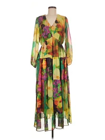 Pre-owned Signature By Robbie Bee Casual Dress In Yellow