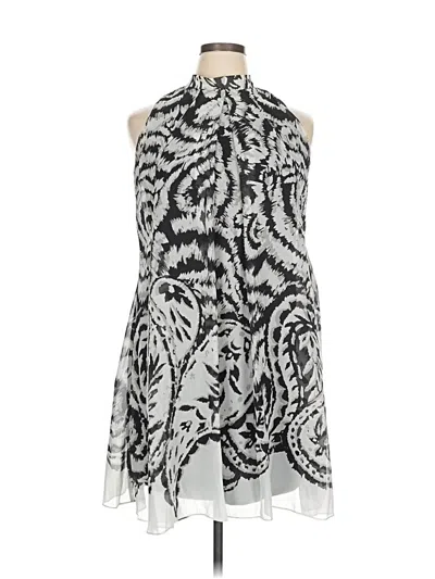 Pre-owned Signature By Robbie Bee Cocktail Dress In Silver