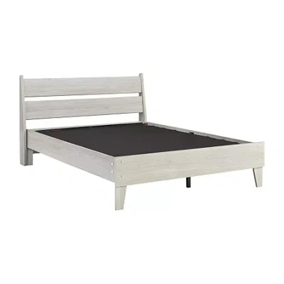 Signature Design By Ashley Socalle Platform Bed In White