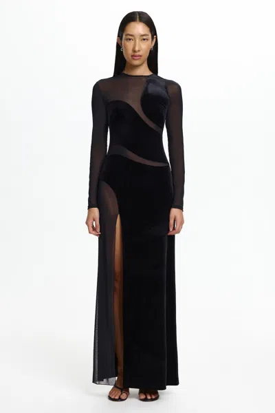 Significant Other Sigrid Gown In Black