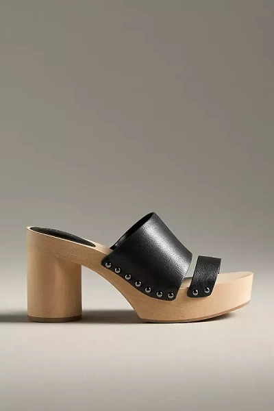 Silent D Leann Wood-bottom Clogs In Black