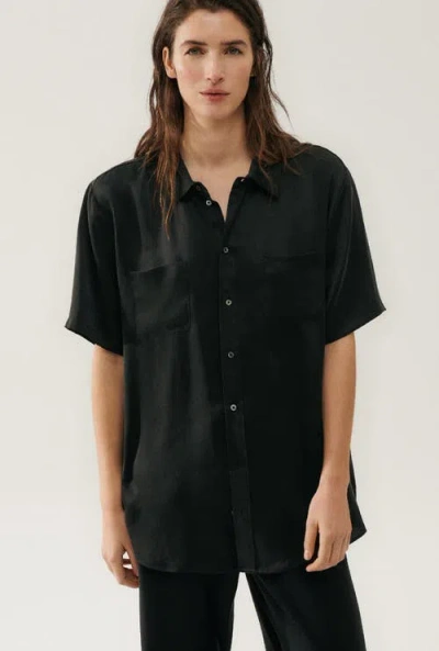 Silk Laundry Short Sleeve Boyfriend Shirt Black