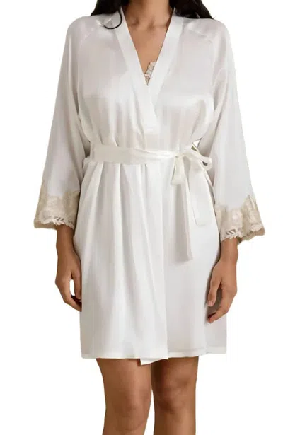 Silksilky 100% Mulberry Silk Spaghetti Strap Lace Nightgown & Robe Set In White
