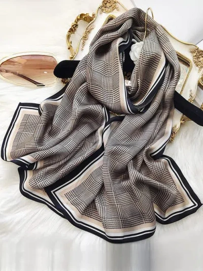 Silksilky Mulberry Silk Printed Long Rectangle Shawl Scarf In Black