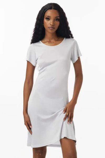 Silksilky Silk Knitted Short Sleeve Round Neck Short Nightgown In White