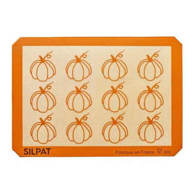 SILPAT PREMIUM PUMPKIN NON-STICK HALF SHEET SIZE SILICONE BAKING MAT, 11-5/8 X 16-1/2