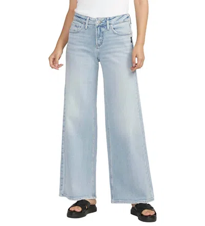 Silver Jeans Co. Suki Curvy Fit Jean In Light Indigo In Blue