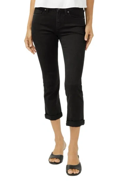 Silver Jeans Co. Suki Curvy Mid Rise Capri Jeans In Black
