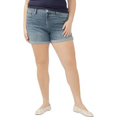 SILVER JEANS CO. SILVER JEANS CO. SUKI CURVY MID RISE DENIM SHORTS