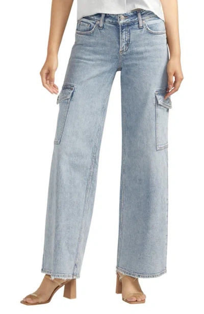 Silver Jeans Co. Suki Curvy Mid Rise Wide Leg Cargo Jeans In Indigo
