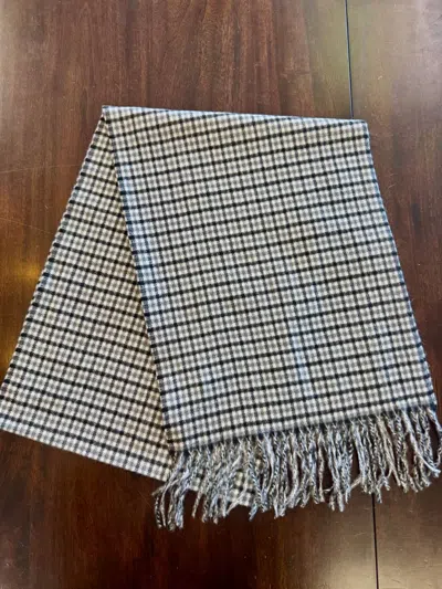 Silversilk Unisex Premium Cashmere Scarf In White Check In Metallic