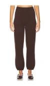 Simkhai Joggers In Chocolate