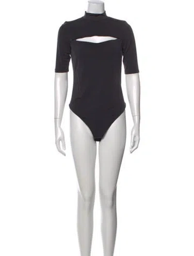 Pre-owned Simkhai Mock Neck Short Sleeve Bodysuit In Grey