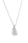 Simona Puffed Teardrop Pendant Necklace In Metallic