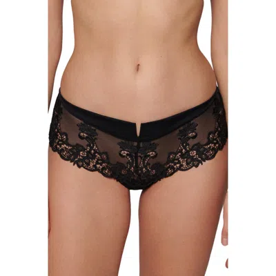 Simone Perele 'saga' Embroidered Boyshort Briefs In Black