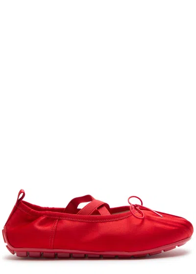Simone Rocha Ballerina Grip Satin Ballet Flats In Red