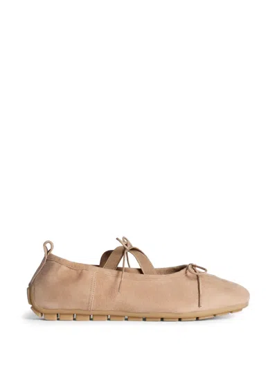Simone Rocha Elasticated-strap Ballet Flats In Brown
