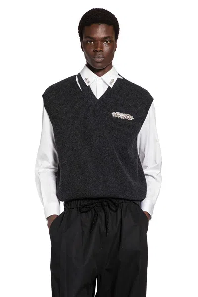 Simone Rocha Embellished Merino Seam Bite Vest In Gray