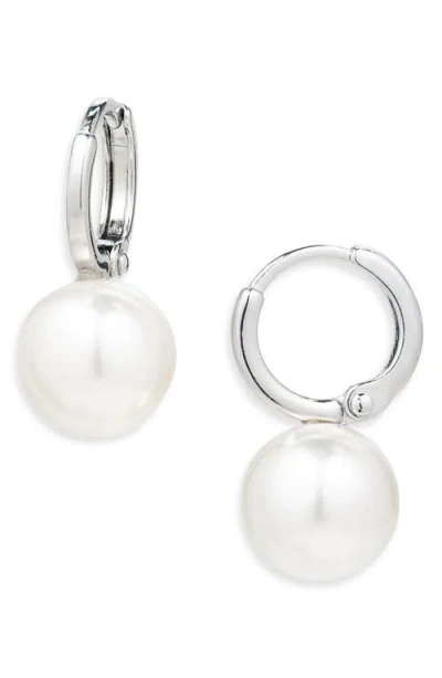 Simone Rocha Small Faux Pearl Hoop Earrings In Metallic