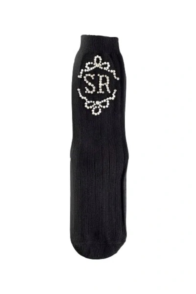 Simone Rocha Sr Emblem Ankle Ribbed Socks In Black