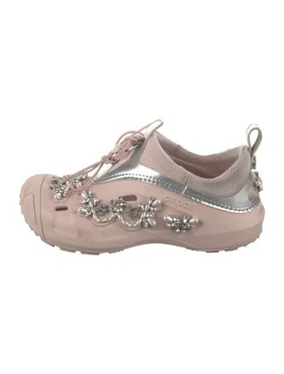 Pre-owned Simone Rocha X Crocs Faux Pearl Accents Rubber Sneakers In Pink