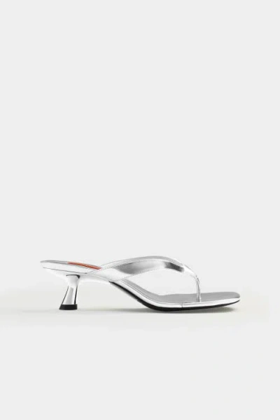 Simonmiller Beep Thong Sandal In Silver