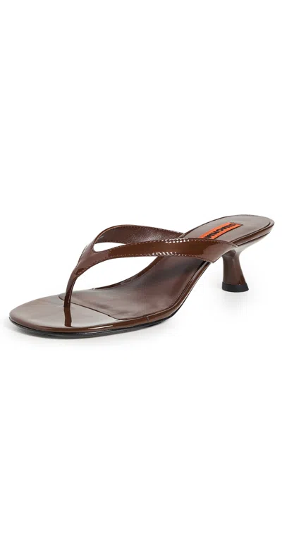 Simonmiller Beep Thong Sandals Chocolate In Brown