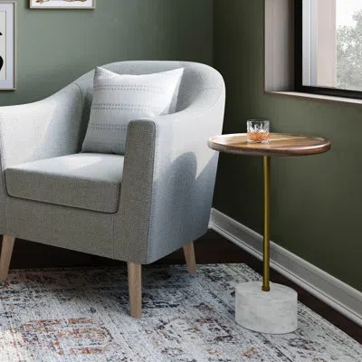 Simpli Home Becker 15"w Solid Acacia Wood Modern Round Side Table With Antique Brass Stem And Marble Base In Natural