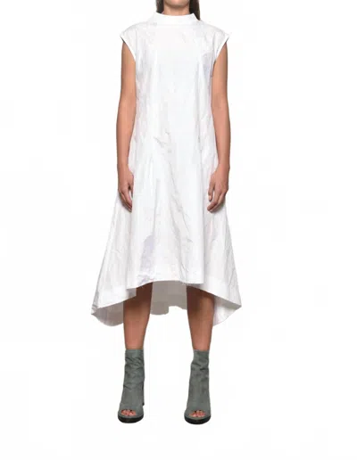Simply Mila Gaia Sleevesless Dress In White