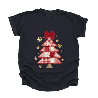 Simply Sage Market Christmas Tree Red Patchwork Print - Women's Garment Dyed Graphic T-shirt In Black