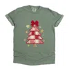 Simply Sage Market Christmas Tree Red Patchwork Print - Women's Garment Dyed Graphic T-shirt In Pink