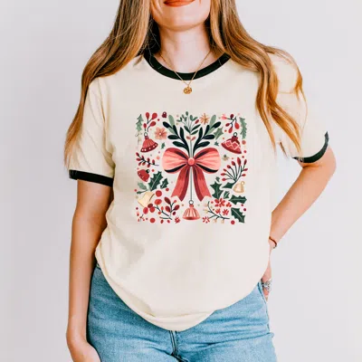 Simply Sage Market Coquette Holly Collage - Women's Ringer Graphic T-shirt In Black